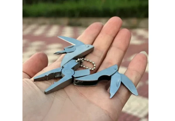 Pocket-Sized Multi Tool Keychain - Image 4